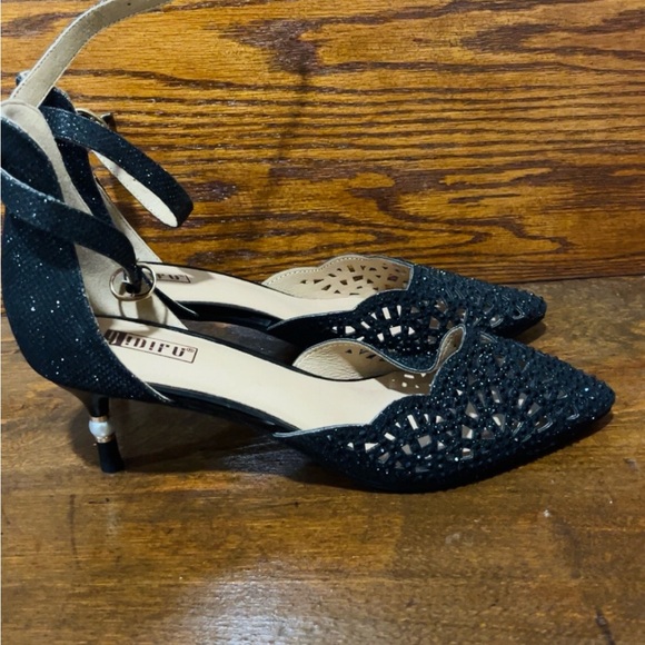 Women heels size 8.5 - Picture 3 of 4